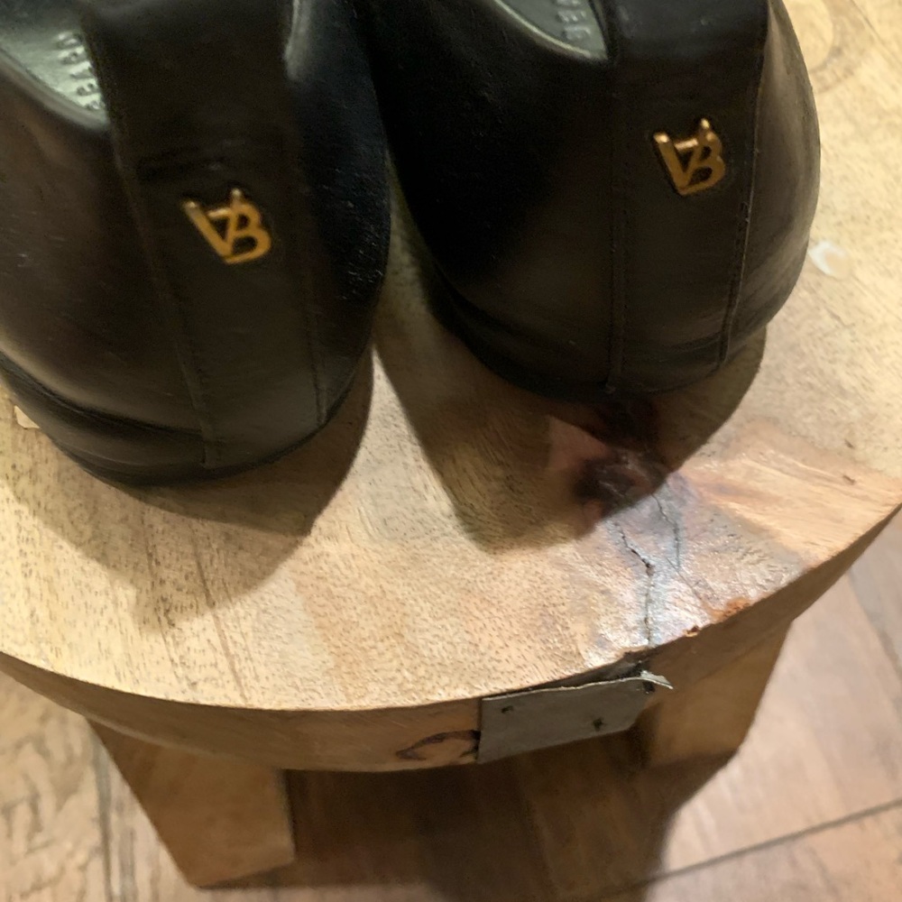 Veronica Beard Champlain Black Leather Loafers with Gold Chain - Picture 4 of 11